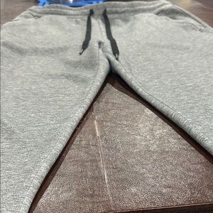 32 Degrees Heather Gray Joggers.